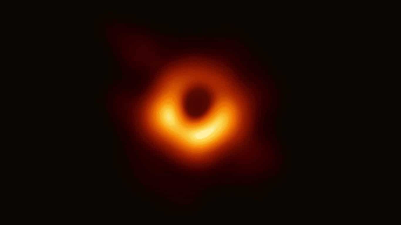 first image for black hole