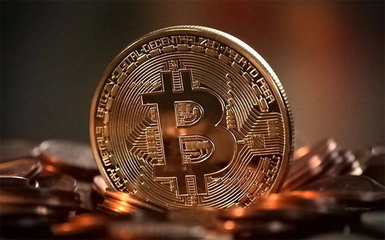 Bitcoin أفضل العملات الرقمية للاستثمار